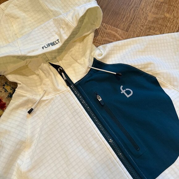 FLIPBELT {NWT} BUNDLE! Durango Soft Shell Jacket & Tahoe Hydration Vest (Med) - Picture 12 of 15